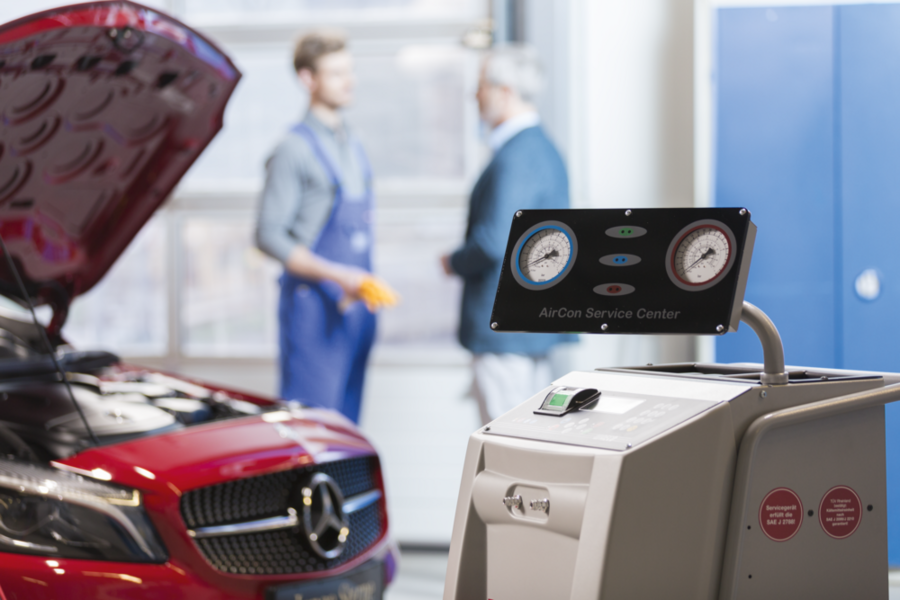 Dometic.Core.BL.Model.Asset?.Title