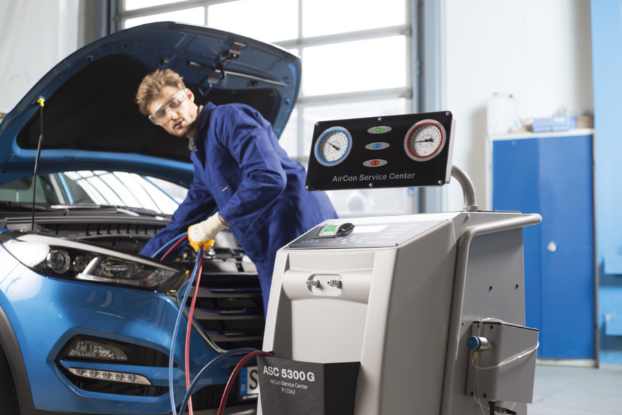 Dometic.Core.BL.Model.Asset?.Title